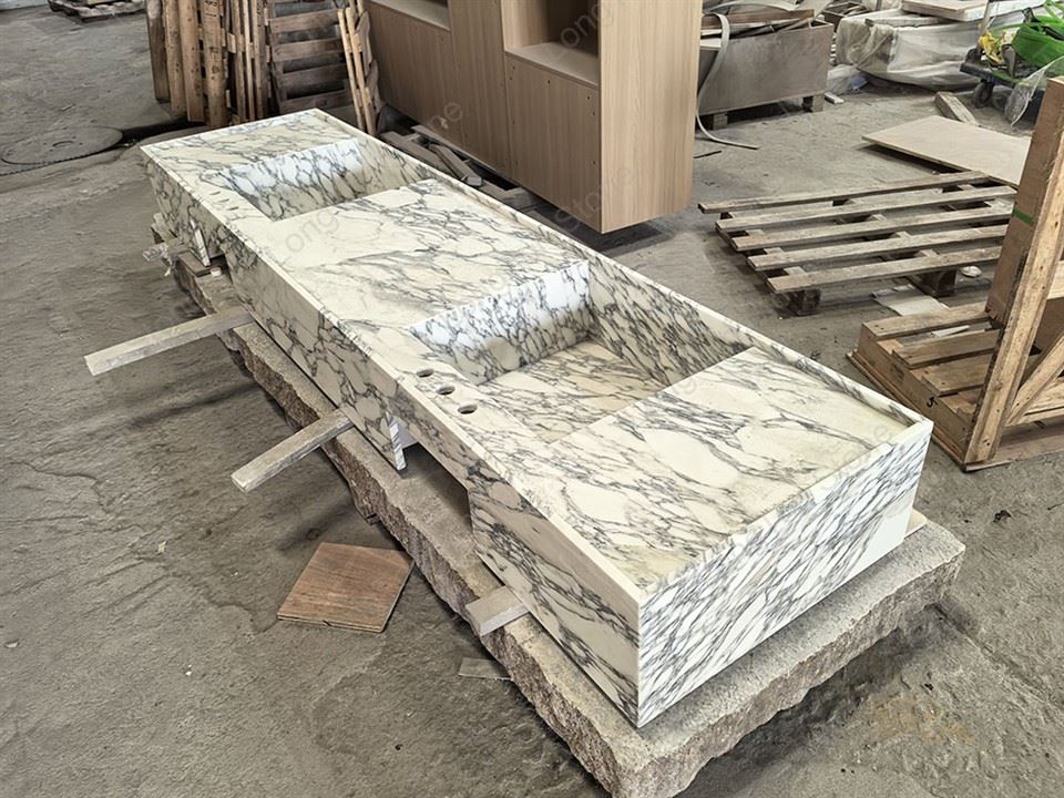 Arabescato Corchia Marble Sink Arabescato Corchia Marble Sink