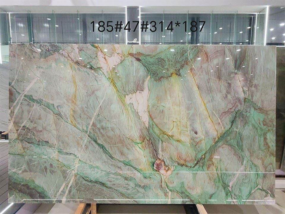 Vesuvio Quartzite slab Vesuvio Quartzite slab